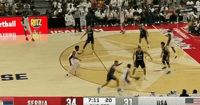 九游娱乐-包含蒂姆连续二十场比赛得分超过比赛规则变更，塞尔维亚队不断突破！观众掌声雷动的词条