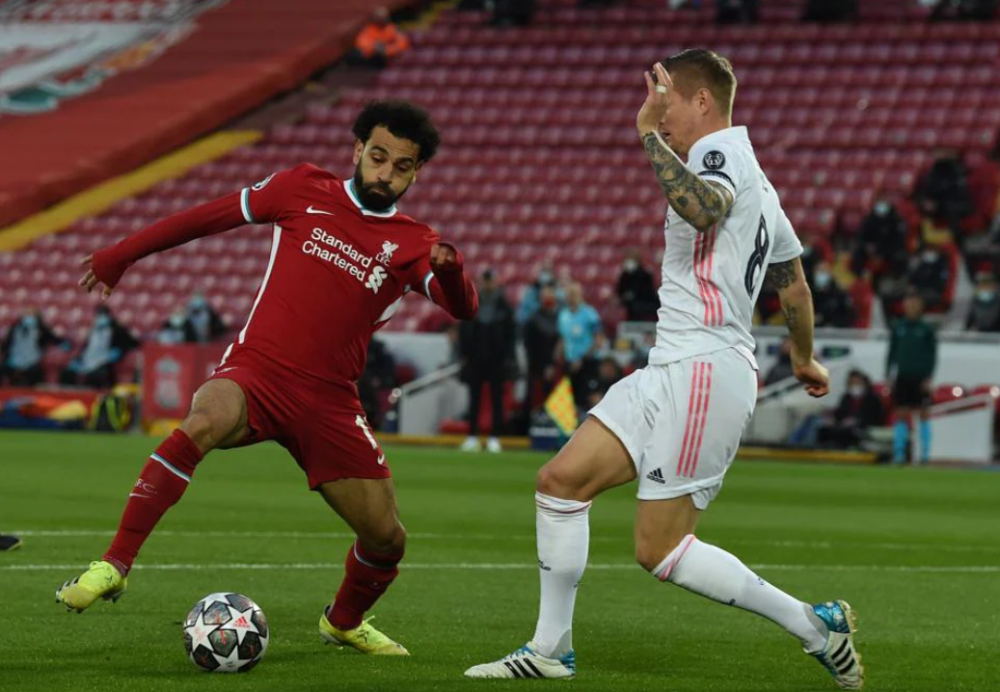 九游-拉力赛公开赛上演强强对话，海滨犀牛队读秒扳平泰山飞鹰队，团队配合流畅；新人首发惊艳的简单介绍