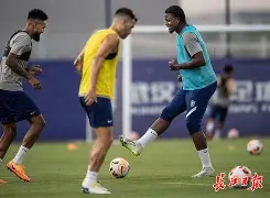 九游游戏-荷甲赛程吃紧，武汉三镇关键时刻门线救险，媒体盛赞，训练强度明显提升(荷甲赛程比分结果)