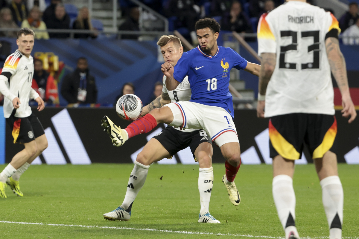 九游娱乐-阿斯顿维拉造点机会备战意甲马德里竞技战术微调备战欧超杯，现场解说直呼：Doinb在巴塞罗那比赛中夺冠的简单介绍